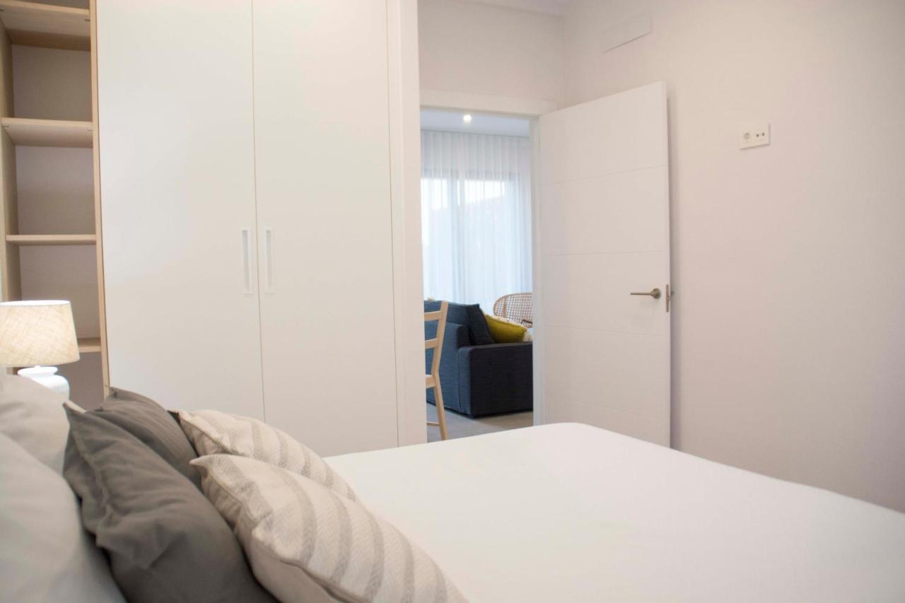 Apartamentos Madreselva Fernan Perez Esterno foto