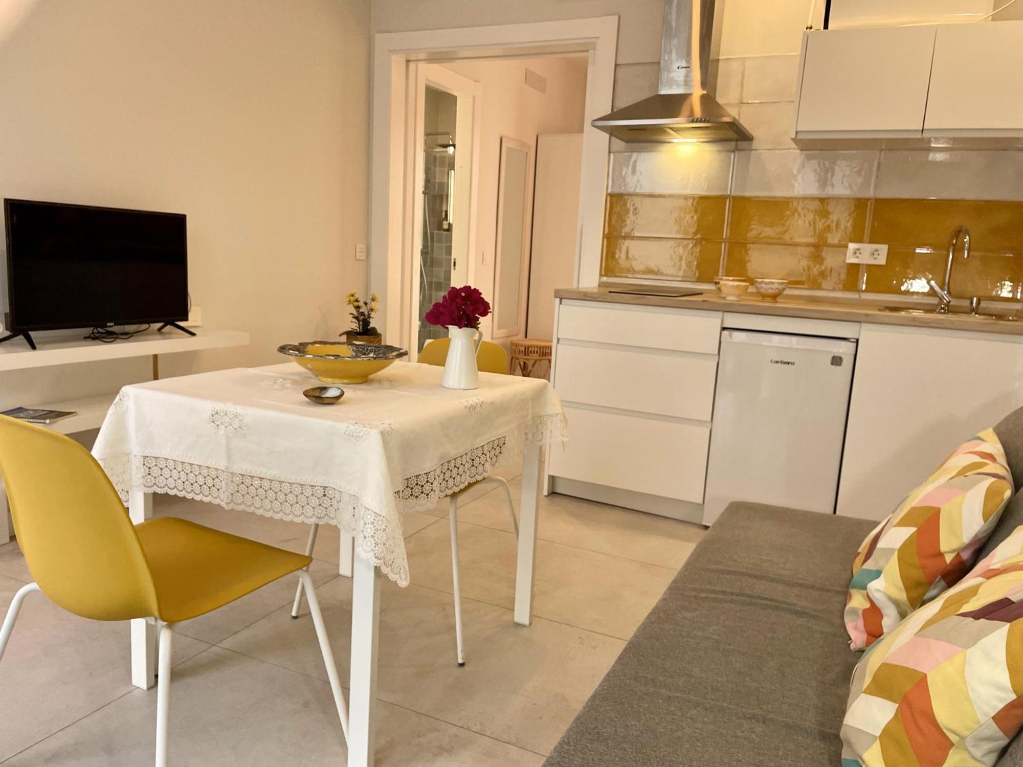 Apartamentos Madreselva Fernan Perez Esterno foto